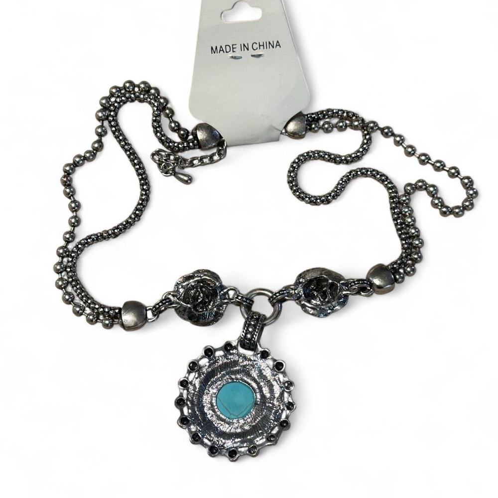 NWT Rose & Turquoise Silver-Tone Necklace with Matching Earrings — NWT, ~9″ - Picture 4 of 5